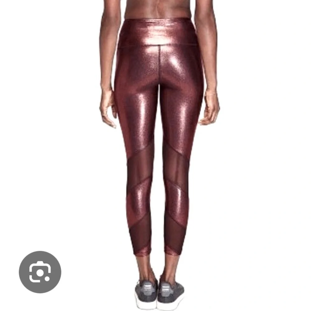 NWOT VS PINK Ultimate High Waist Foil Shine Leggings in Ruby with Mesh M